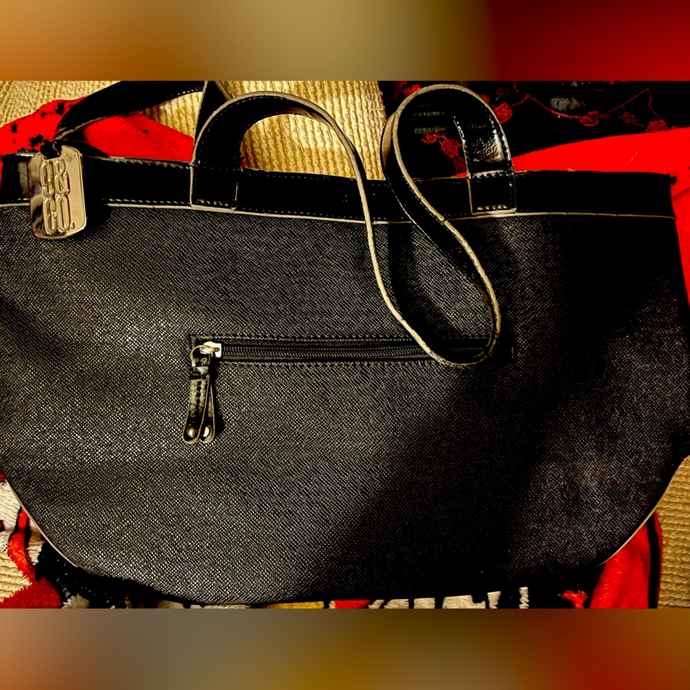 9 & co black handbag shoulder bag.